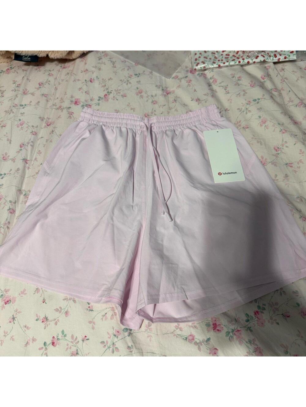 Lululemon Athletica Pace Rival High Rise Shorts